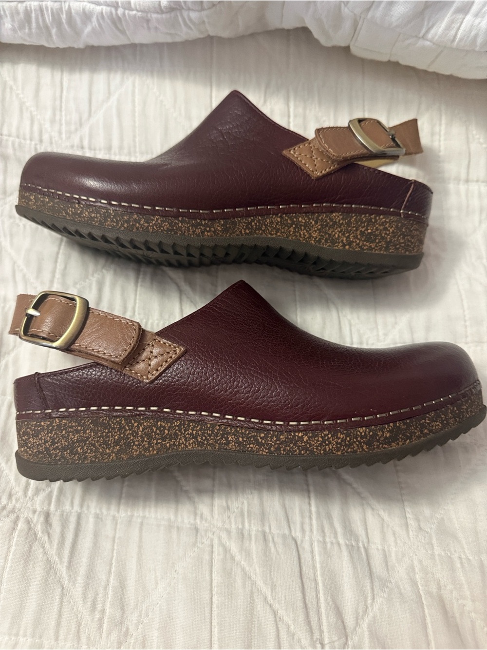Dansko Merrin Burgundy Leather Slingback Clogs with Tan Strap -Size 37 (7) - Picture 8 of 9